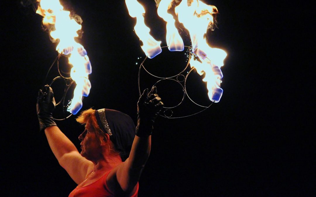 Dinas Damkar Pati Bersihkan Material Longsor di Terminal